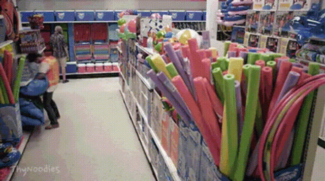 0Mn7gYr.gif